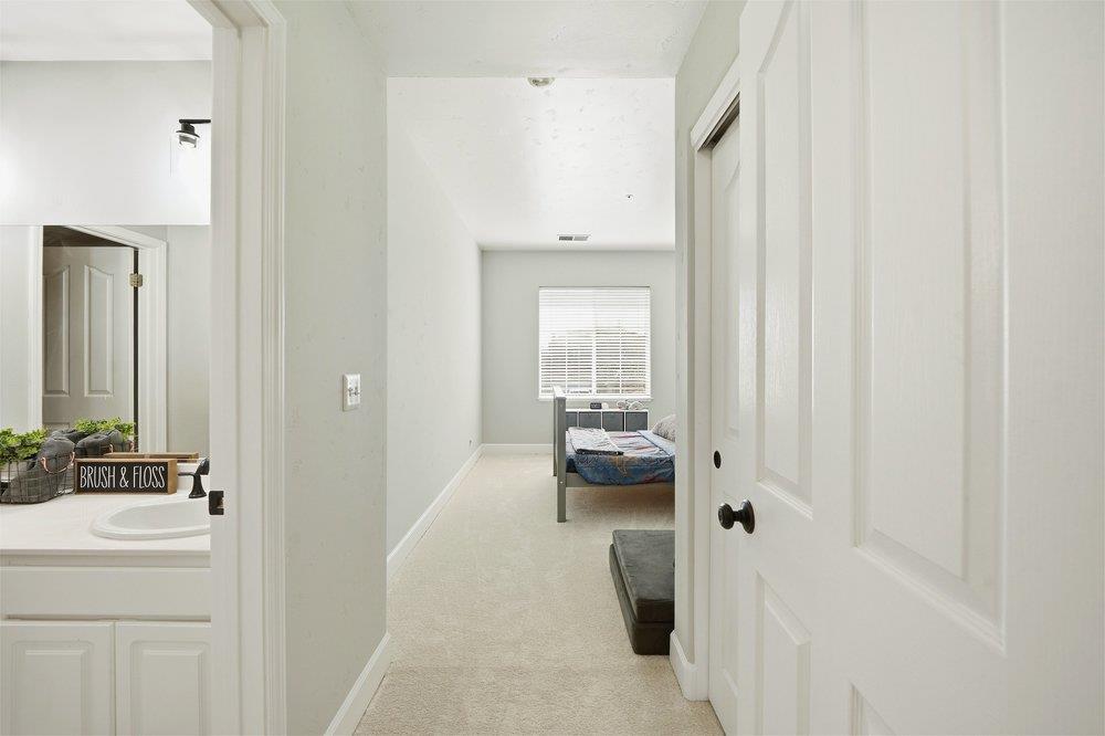 Detail Gallery Image 25 of 40 For 705 Barrett Ave, Morgan Hill,  CA 95037 - 4 Beds | 3 Baths