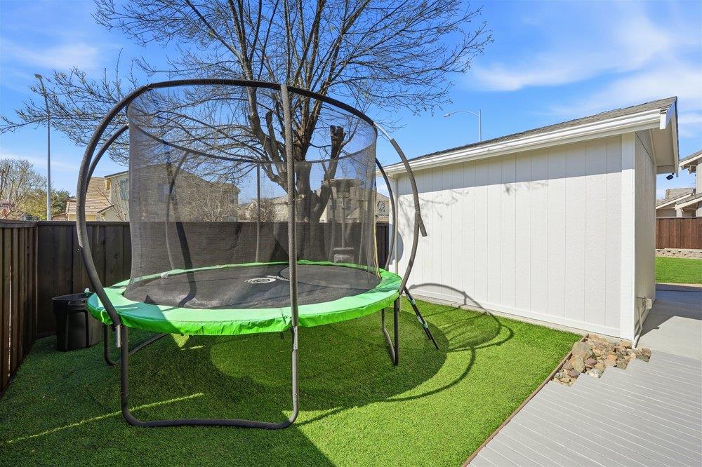 Detail Gallery Image 35 of 40 For 705 Barrett Ave, Morgan Hill,  CA 95037 - 4 Beds | 3 Baths