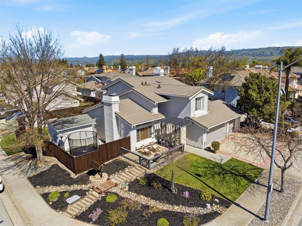 Detail Gallery Image 37 of 40 For 705 Barrett Ave, Morgan Hill,  CA 95037 - 4 Beds | 3 Baths