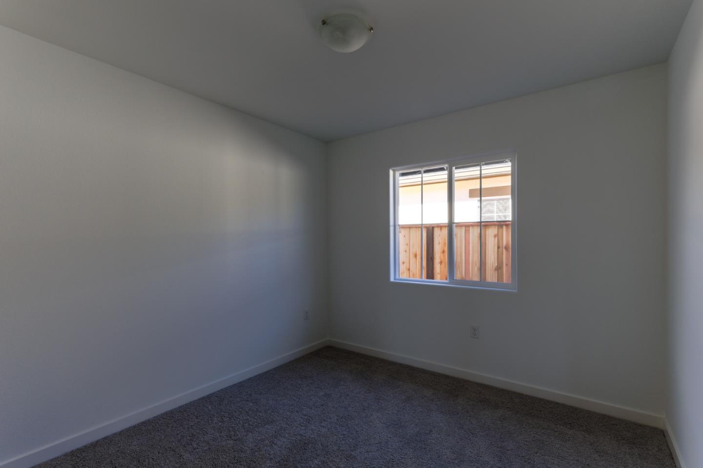 Detail Gallery Image 7 of 11 For 626 Carmel Ave, Marina,  CA 93933 - 2 Beds | 1 Baths