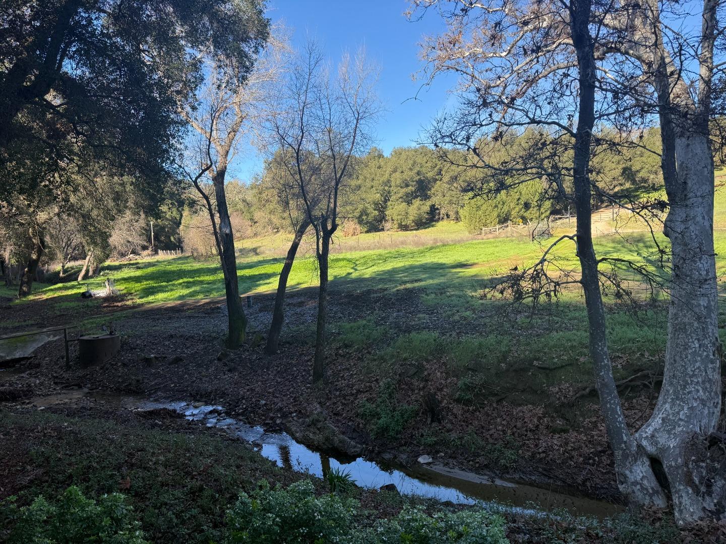 Detail Gallery Image 24 of 26 For 54101 Pine Canyon Rd, King City,  CA 93930 - 5 Beds | 2 Baths