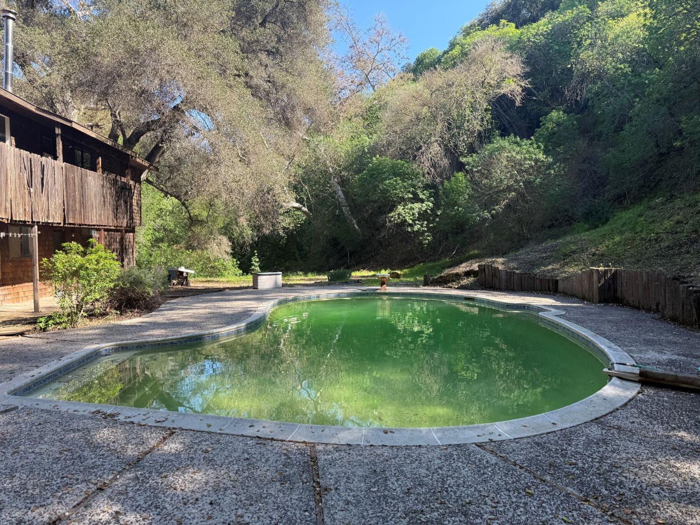 Detail Gallery Image 5 of 26 For 54101 Pine Canyon Rd, King City,  CA 93930 - 5 Beds | 2 Baths