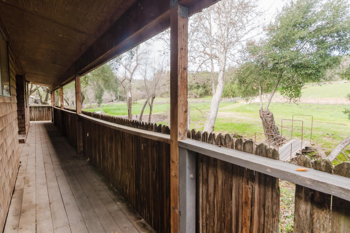 Detail Gallery Image 7 of 26 For 54101 Pine Canyon Rd, King City,  CA 93930 - 5 Beds | 2 Baths