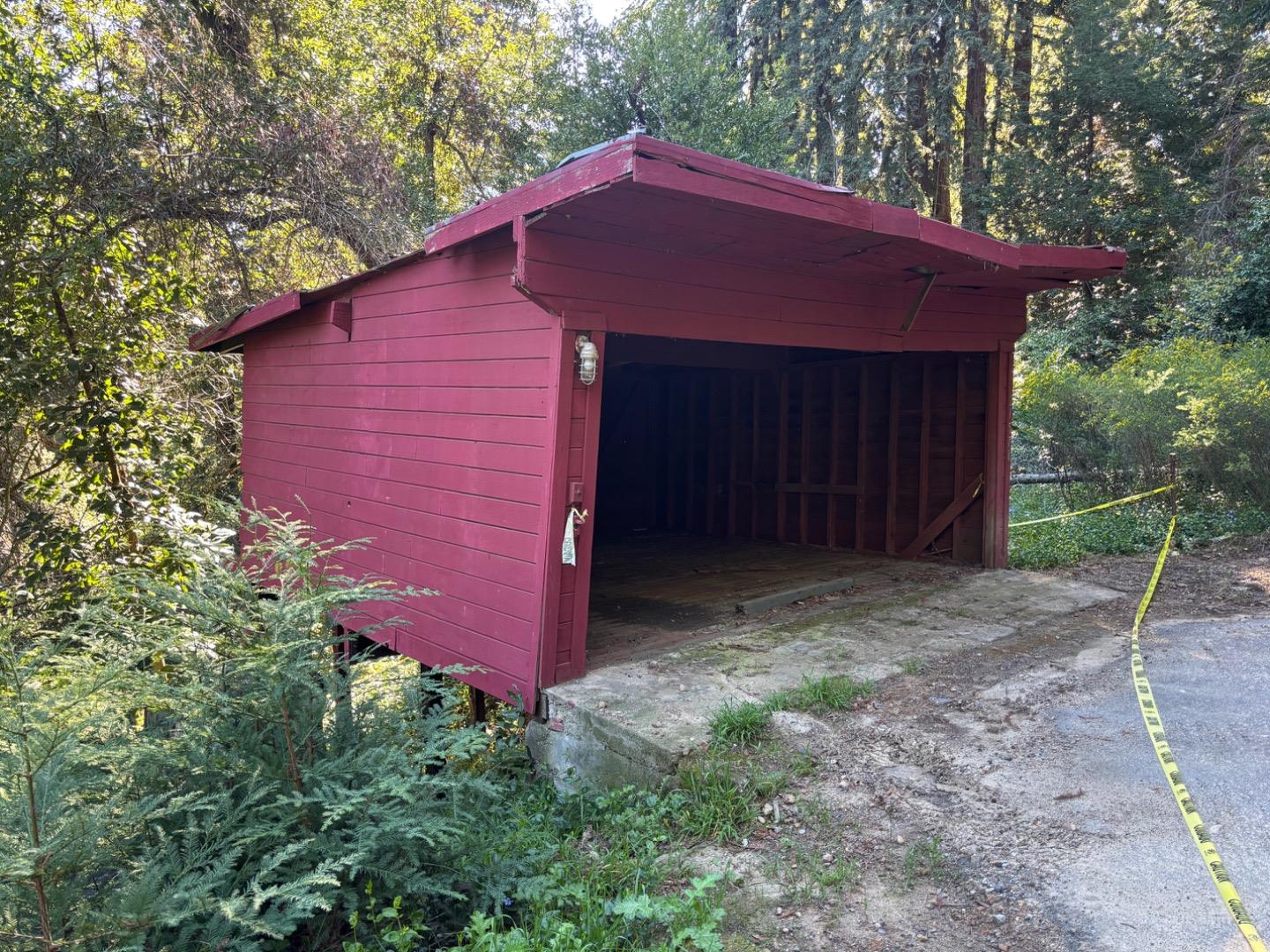 Detail Gallery Image 8 of 10 For 21578 Alma Ct, Los Gatos,  CA 95033 - – Beds | – Baths