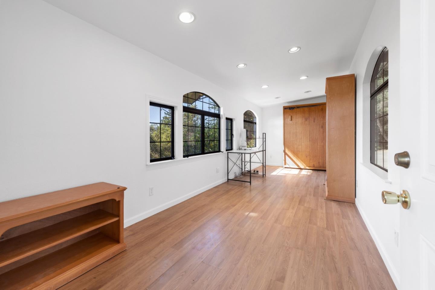 Detail Gallery Image 19 of 21 For 25435 Hutchinson Rd, Los Gatos,  CA 95033 - 4 Beds | 3 Baths