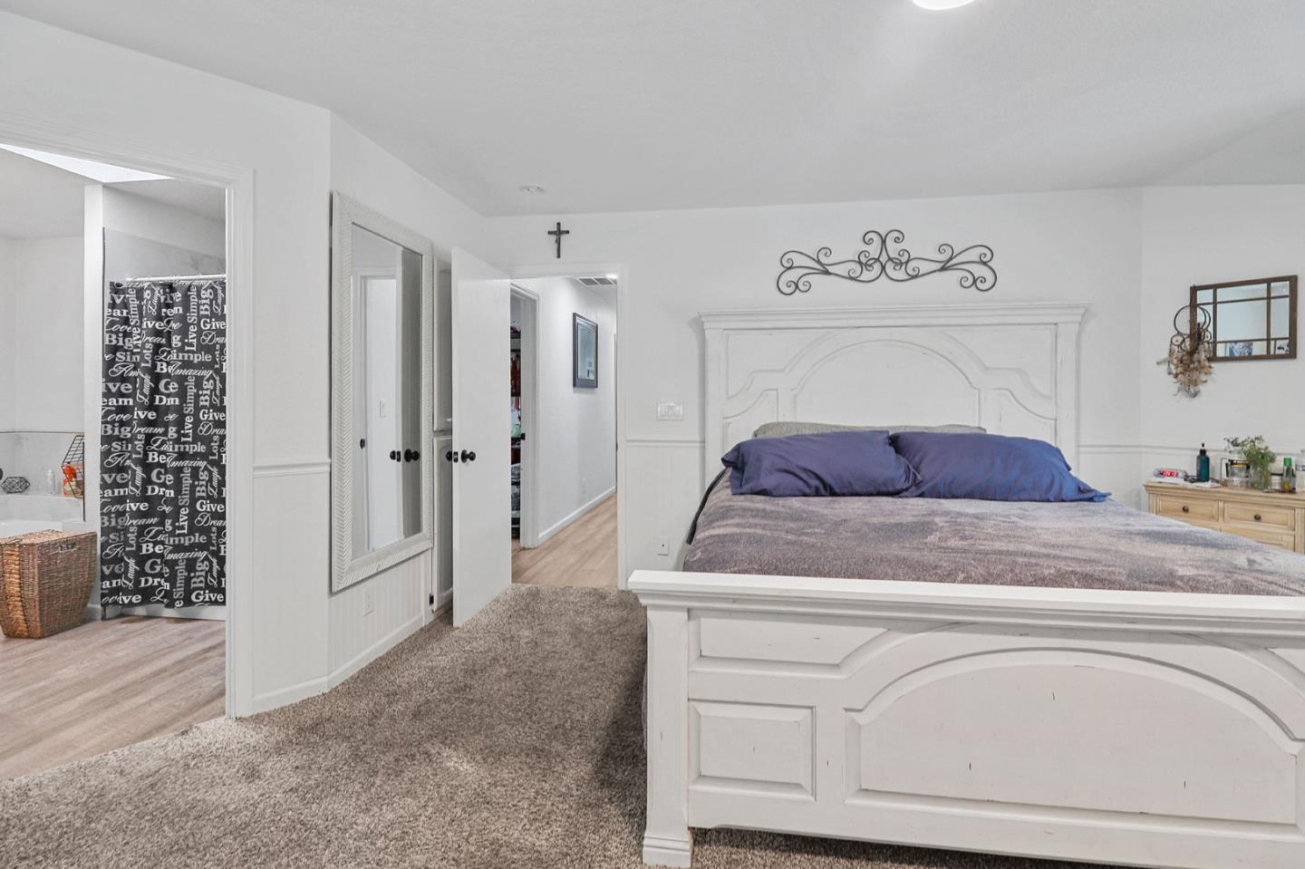 Detail Gallery Image 13 of 23 For 841 Calais Dr, Hollister,  CA 95023 - 4 Beds | 2/1 Baths