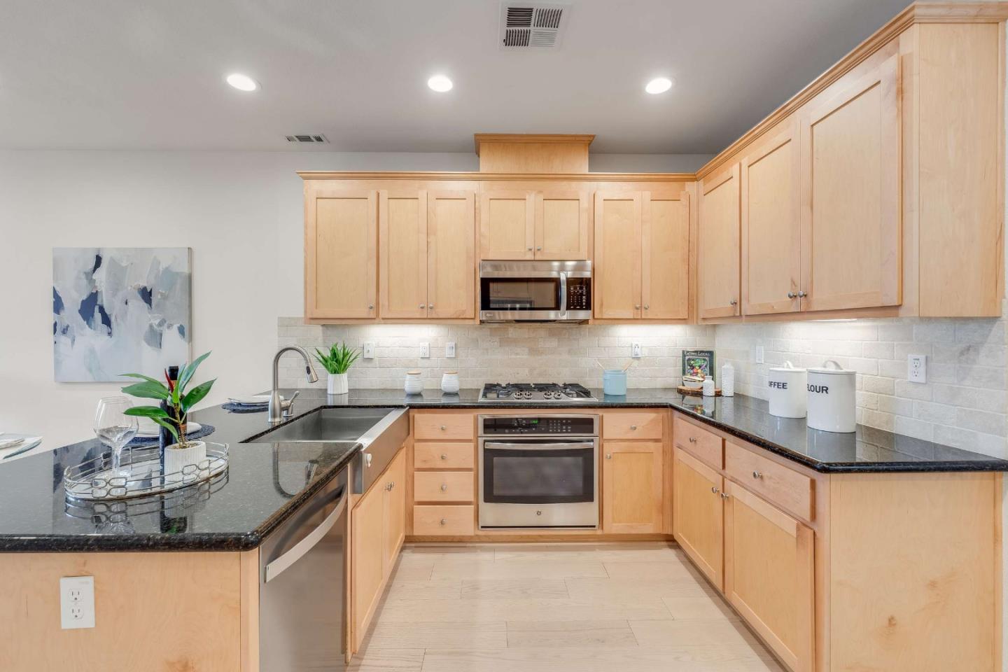 Photo #9: ML82037714 Listing: Photo #9