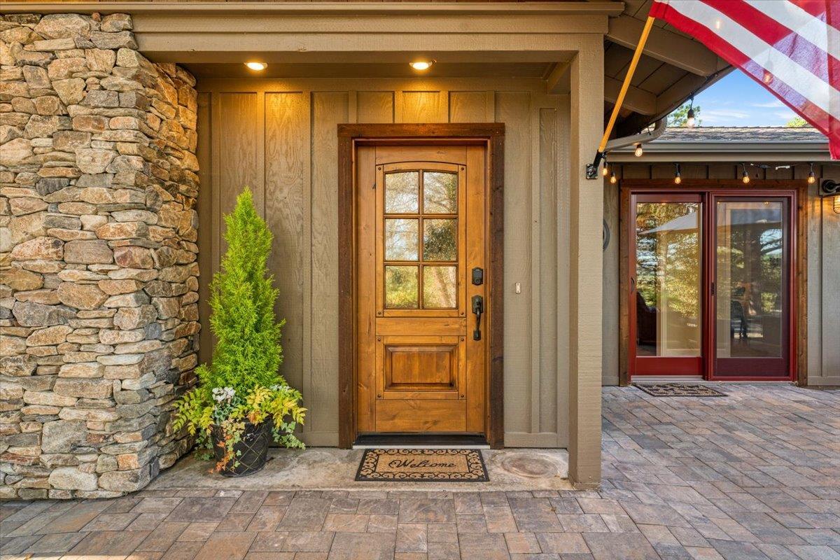 Detail Gallery Image 15 of 101 For 7409 Hihn Rd, Ben Lomond,  CA 95005 - 4 Beds | 3 Baths