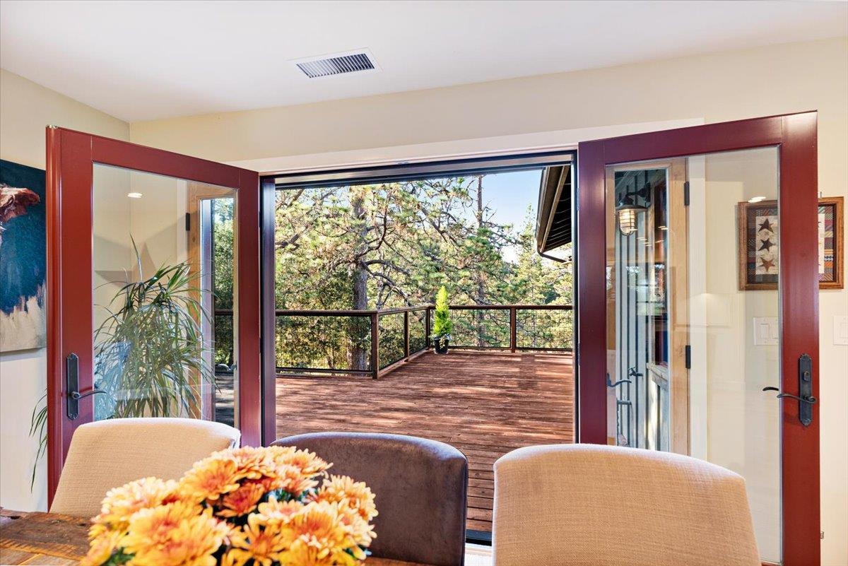 Detail Gallery Image 22 of 101 For 7409 Hihn Rd, Ben Lomond,  CA 95005 - 4 Beds | 3 Baths