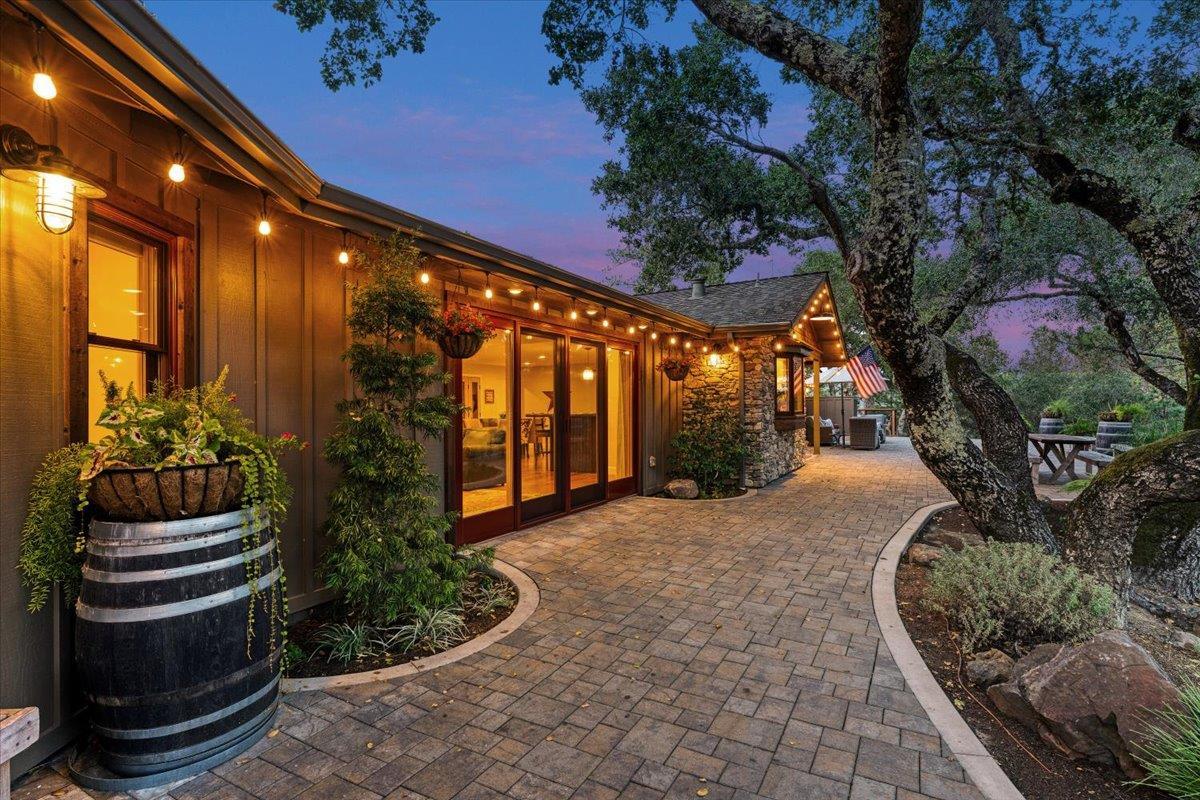 Detail Gallery Image 6 of 101 For 7409 Hihn Rd, Ben Lomond,  CA 95005 - 4 Beds | 3 Baths