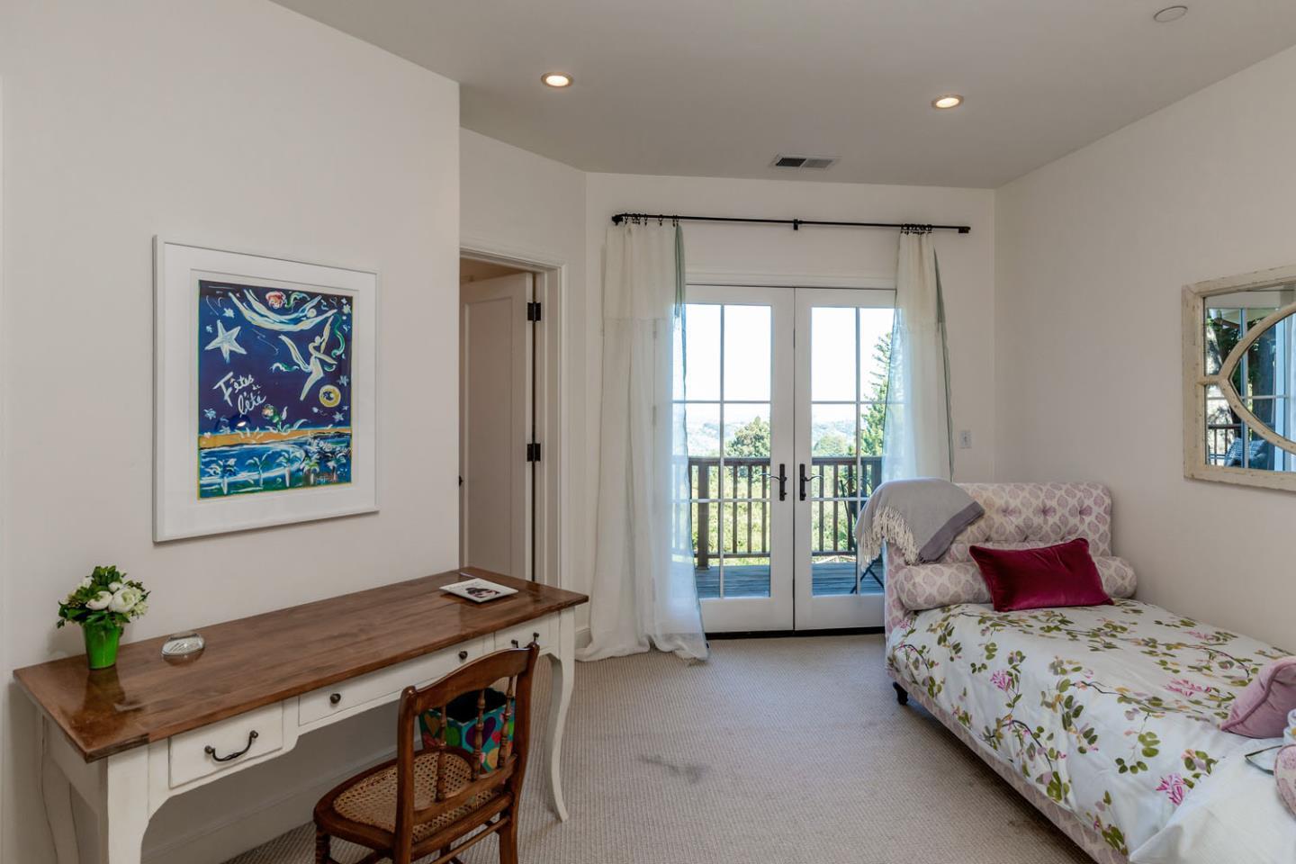 Detail Gallery Image 18 of 24 For 950 Espinosa Rd, Woodside,  CA 94062 - 4 Beds | 3/1 Baths