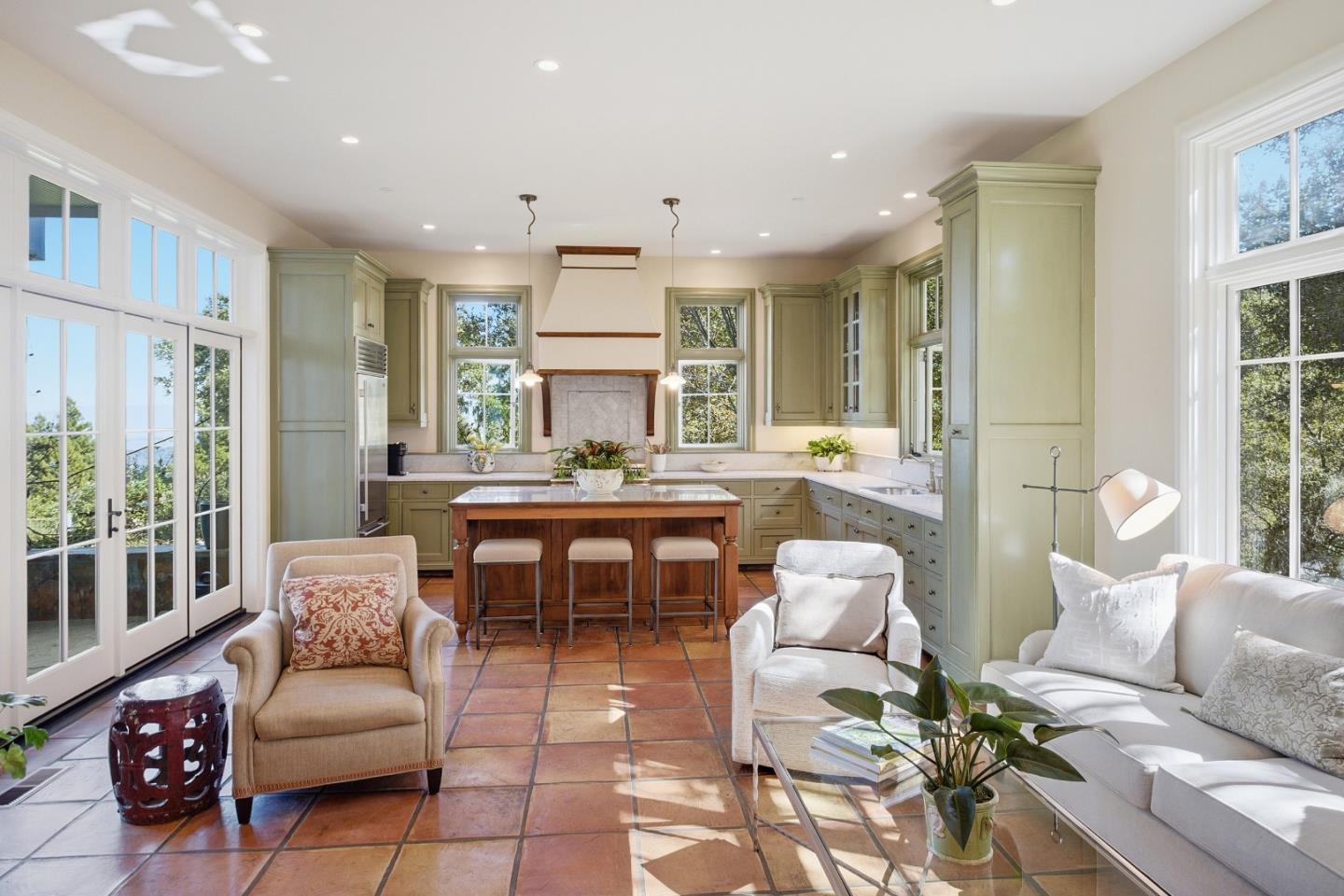 Detail Gallery Image 8 of 24 For 950 Espinosa Rd, Woodside,  CA 94062 - 4 Beds | 3/1 Baths