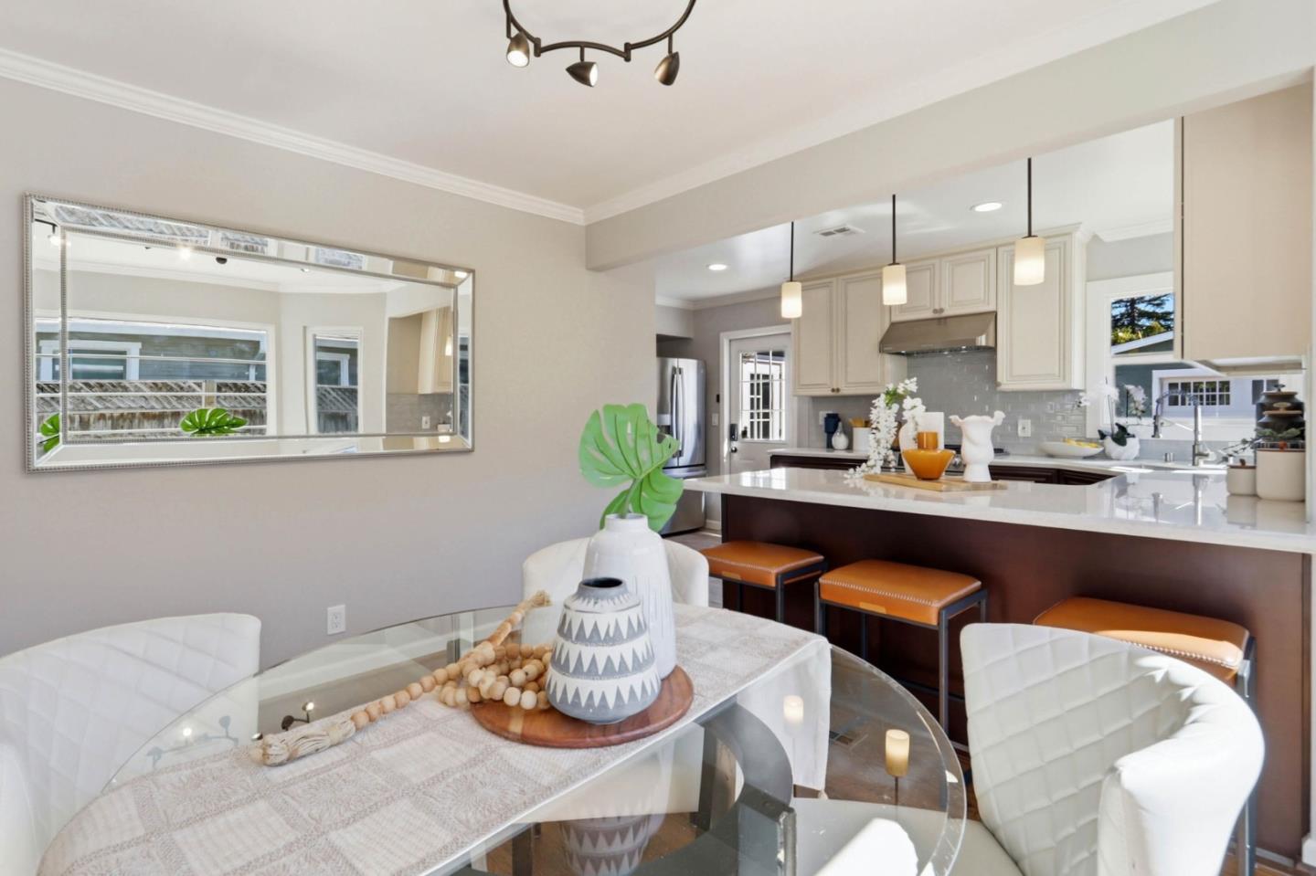 Detail Gallery Image 19 of 48 For 216 Douglane Ave, Santa Clara,  CA 95050 - 4 Beds | 3 Baths