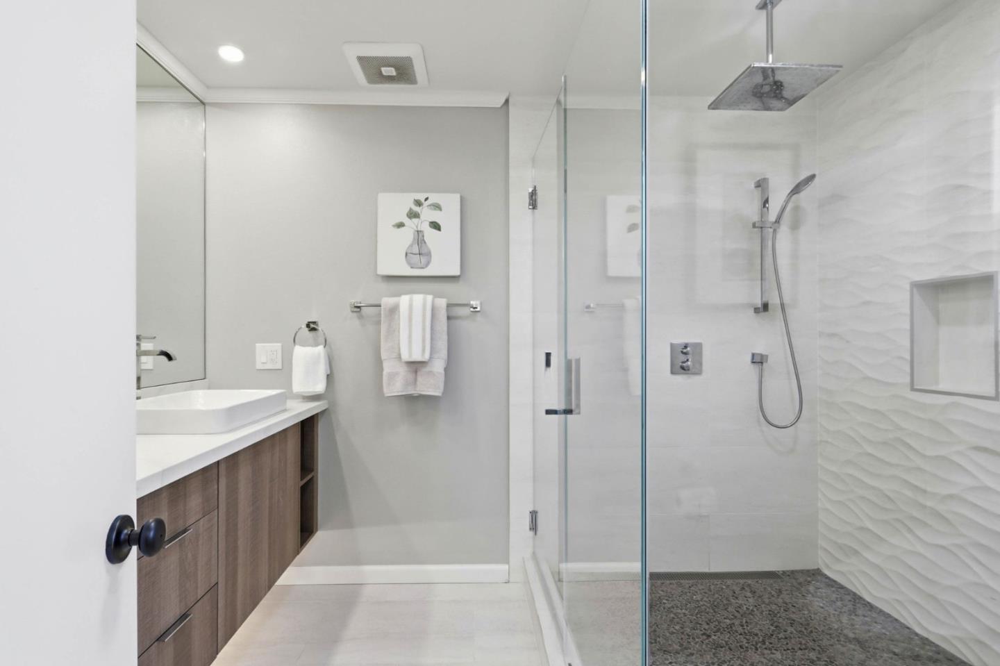 Detail Gallery Image 33 of 48 For 216 Douglane Ave, Santa Clara,  CA 95050 - 4 Beds | 3 Baths