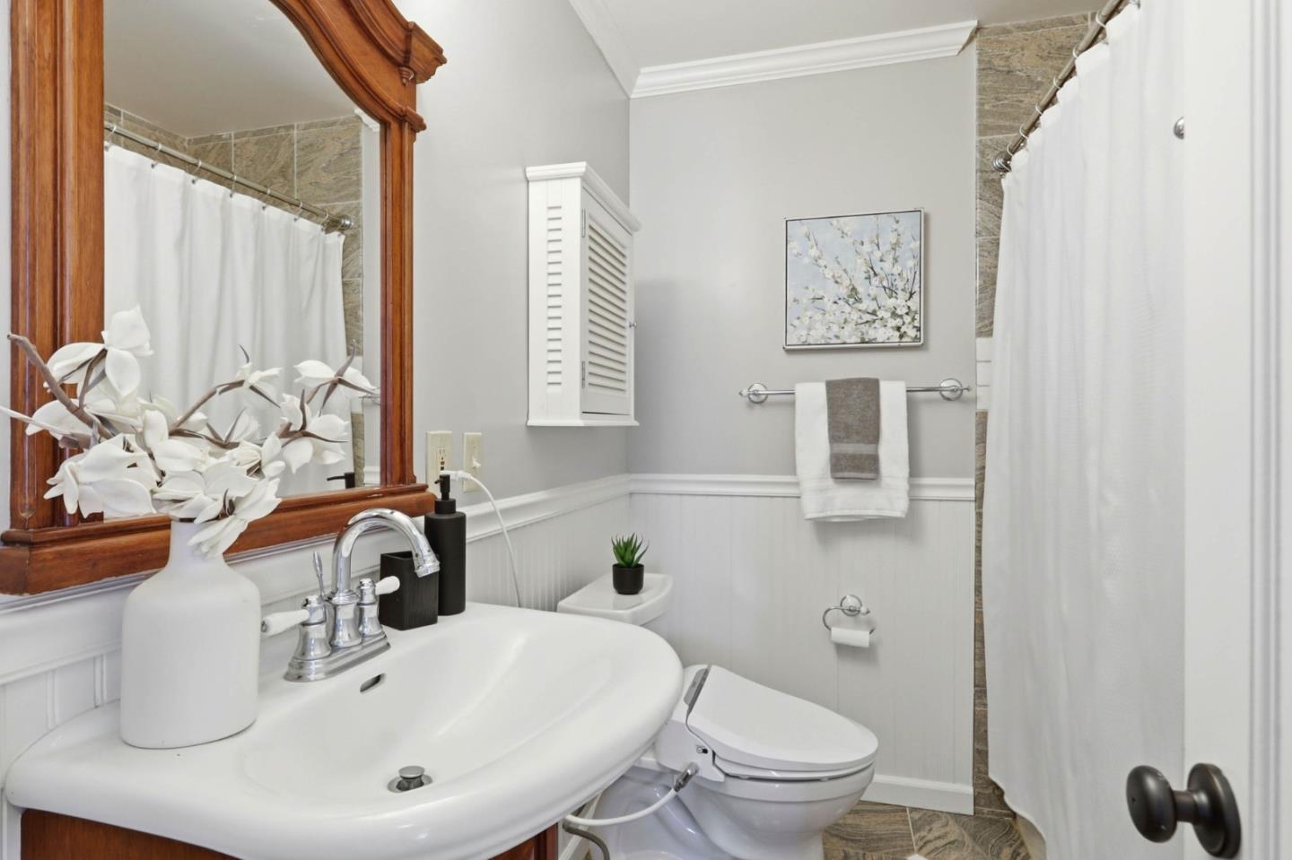 Detail Gallery Image 38 of 48 For 216 Douglane Ave, Santa Clara,  CA 95050 - 4 Beds | 3 Baths