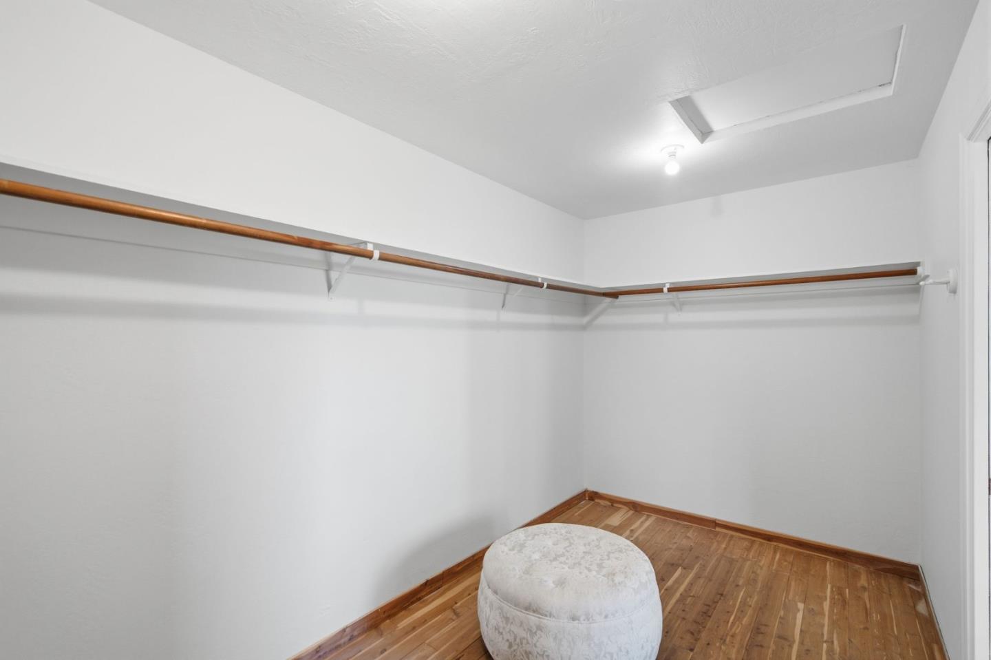 Detail Gallery Image 43 of 87 For 2734 Summit Dr, Burlingame,  CA 94010 - 3 Beds | 3 Baths