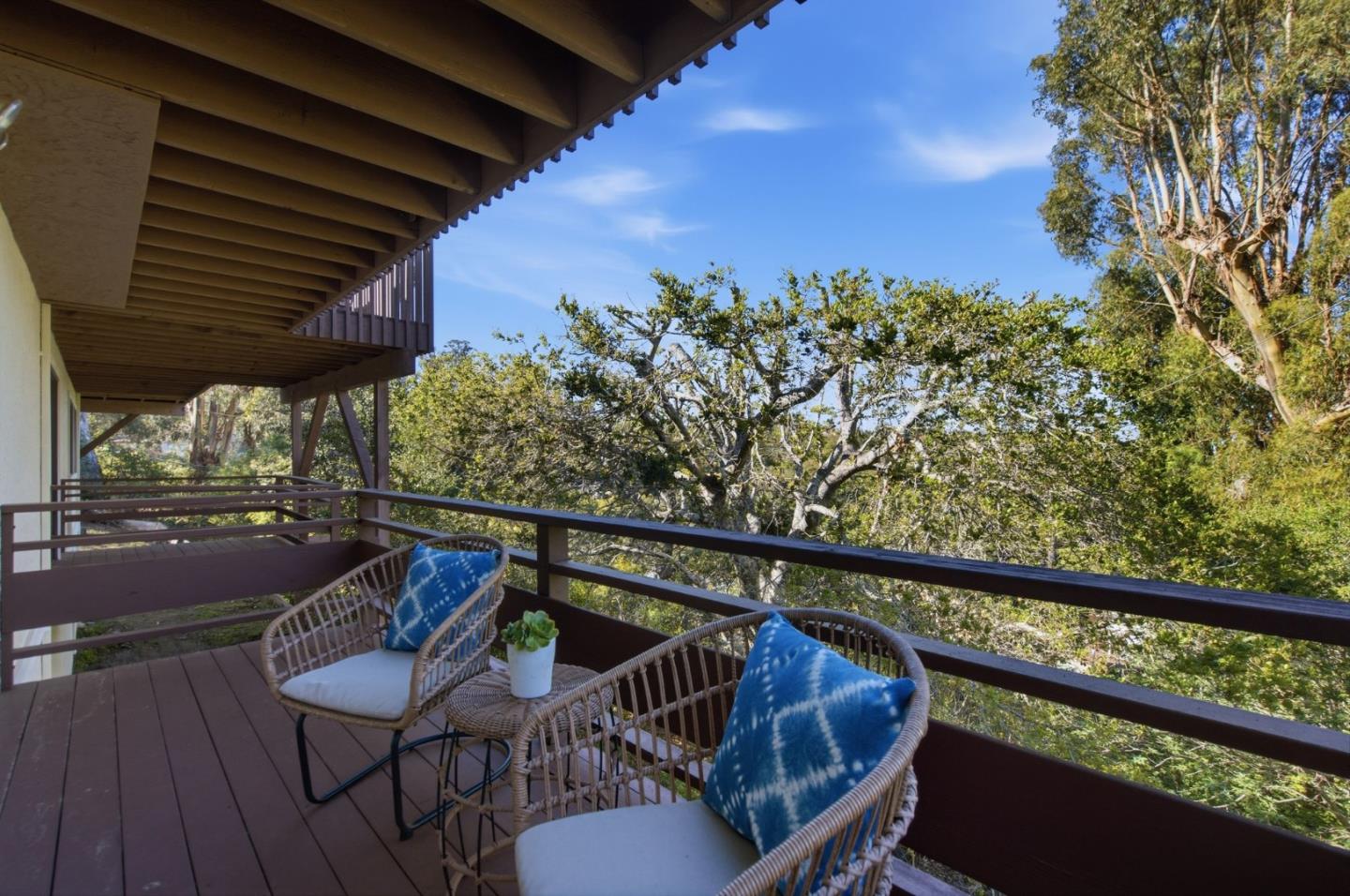 Detail Gallery Image 60 of 87 For 2734 Summit Dr, Burlingame,  CA 94010 - 3 Beds | 3 Baths