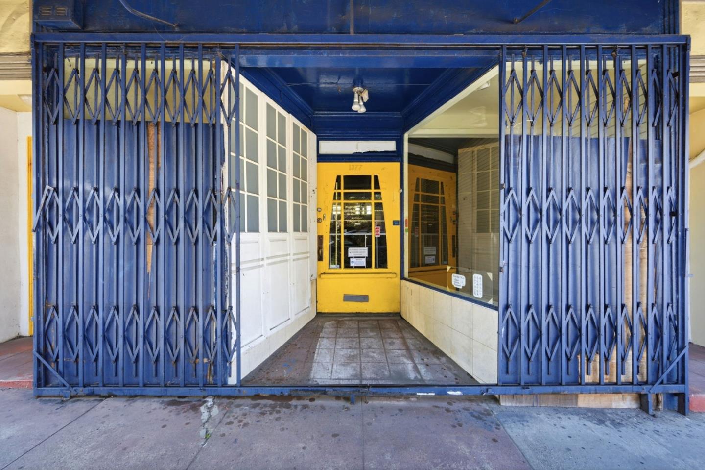 Detail Gallery Image 2 of 12 For 1377-1379 9th Ave, San Francisco,  CA 94122 - – Beds | – Baths