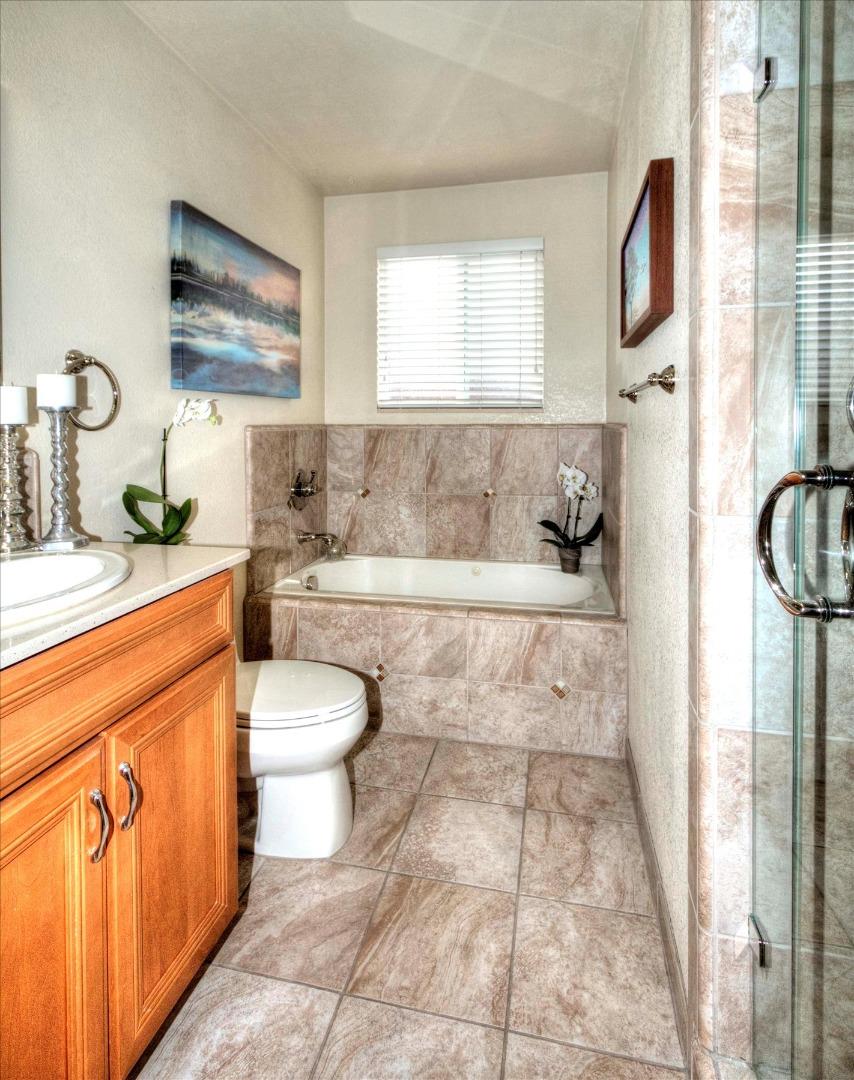 Detail Gallery Image 12 of 18 For 1523 Virginia Ave, Redwood City,  CA 94061 - 3 Beds | 1 Baths