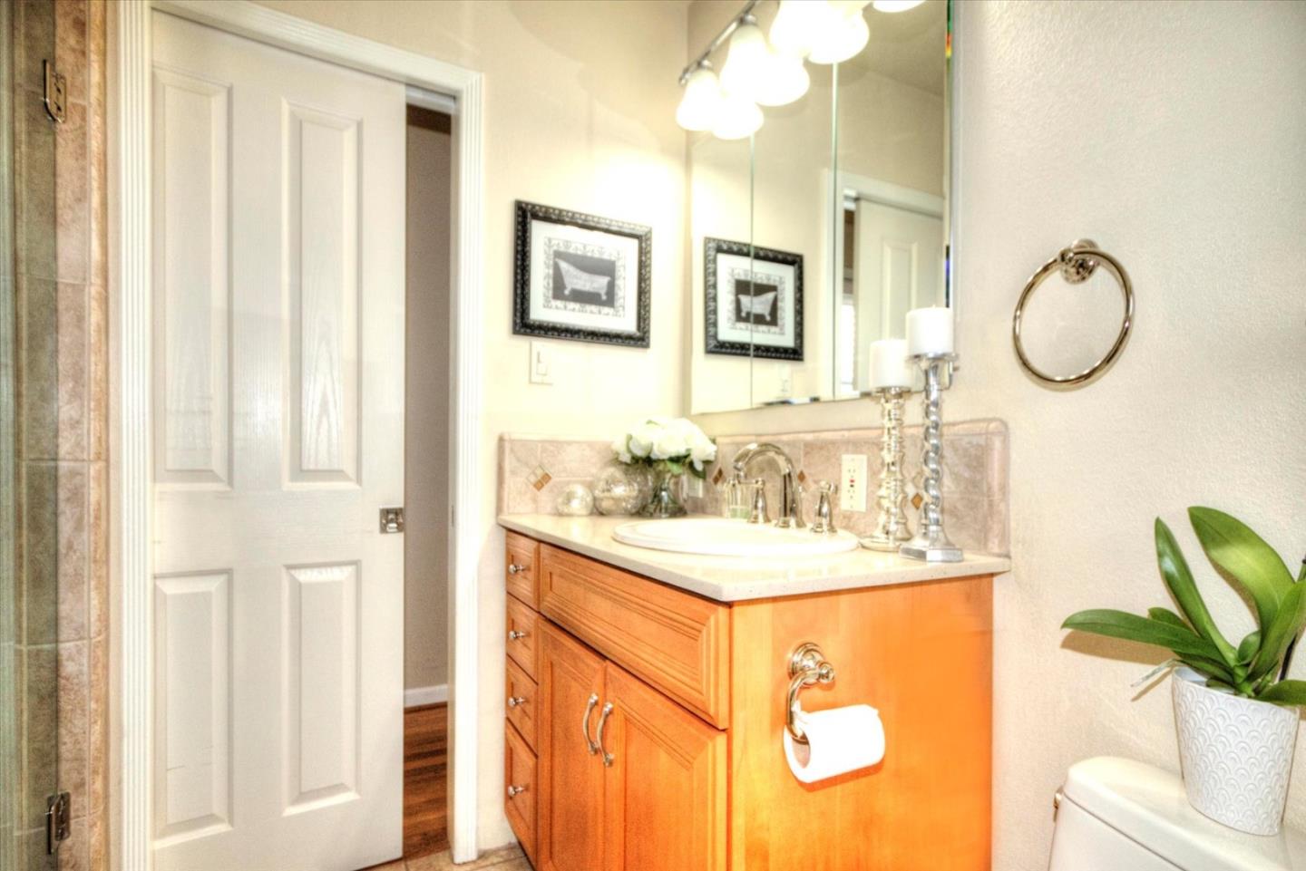 Detail Gallery Image 14 of 18 For 1523 Virginia Ave, Redwood City,  CA 94061 - 3 Beds | 1 Baths