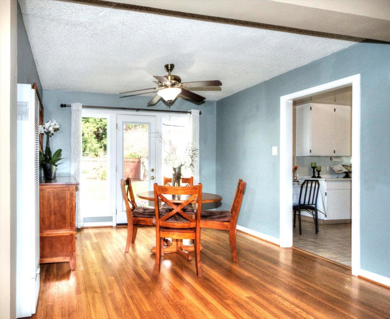 Detail Gallery Image 8 of 18 For 1523 Virginia Ave, Redwood City,  CA 94061 - 3 Beds | 1 Baths