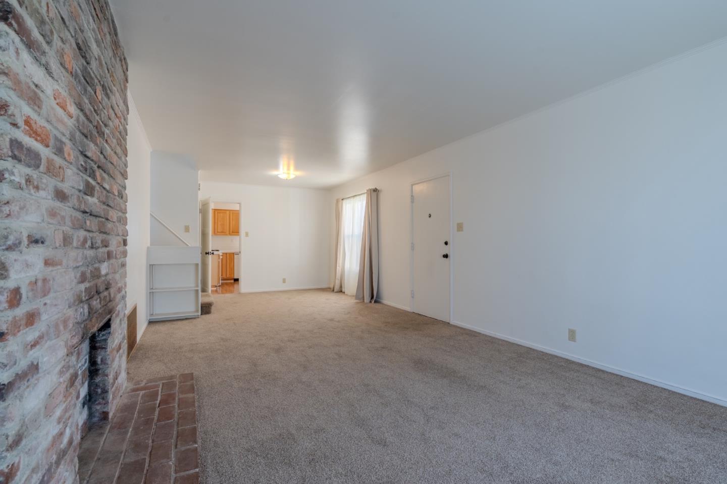 Detail Gallery Image 3 of 13 For 35 Fairlawn Ave, Daly City,  CA 94015 - 2 Beds | 1 Baths