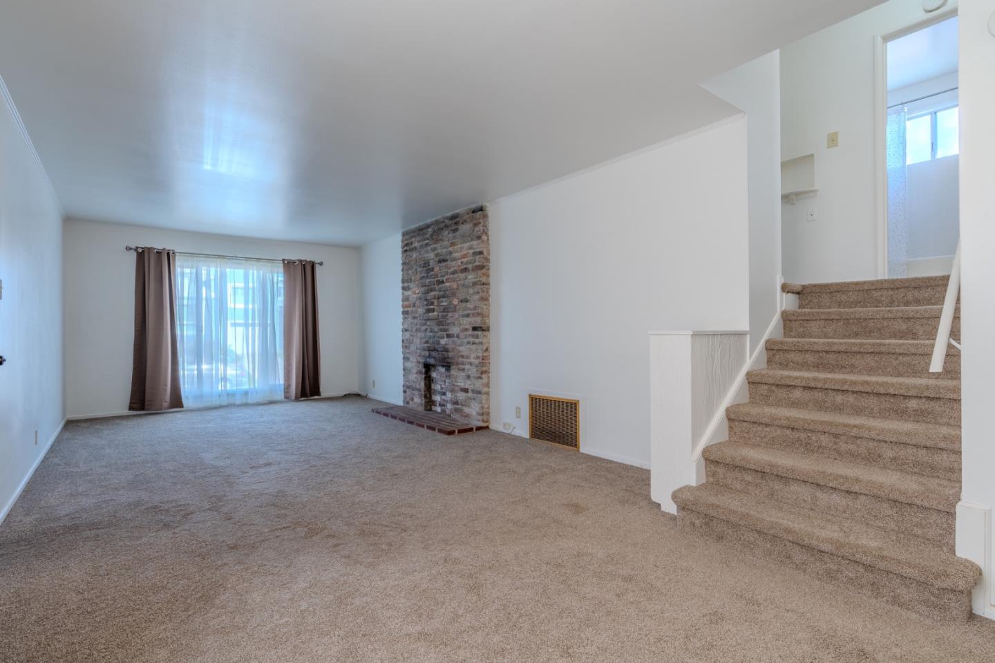 Detail Gallery Image 5 of 13 For 35 Fairlawn Ave, Daly City,  CA 94015 - 2 Beds | 1 Baths