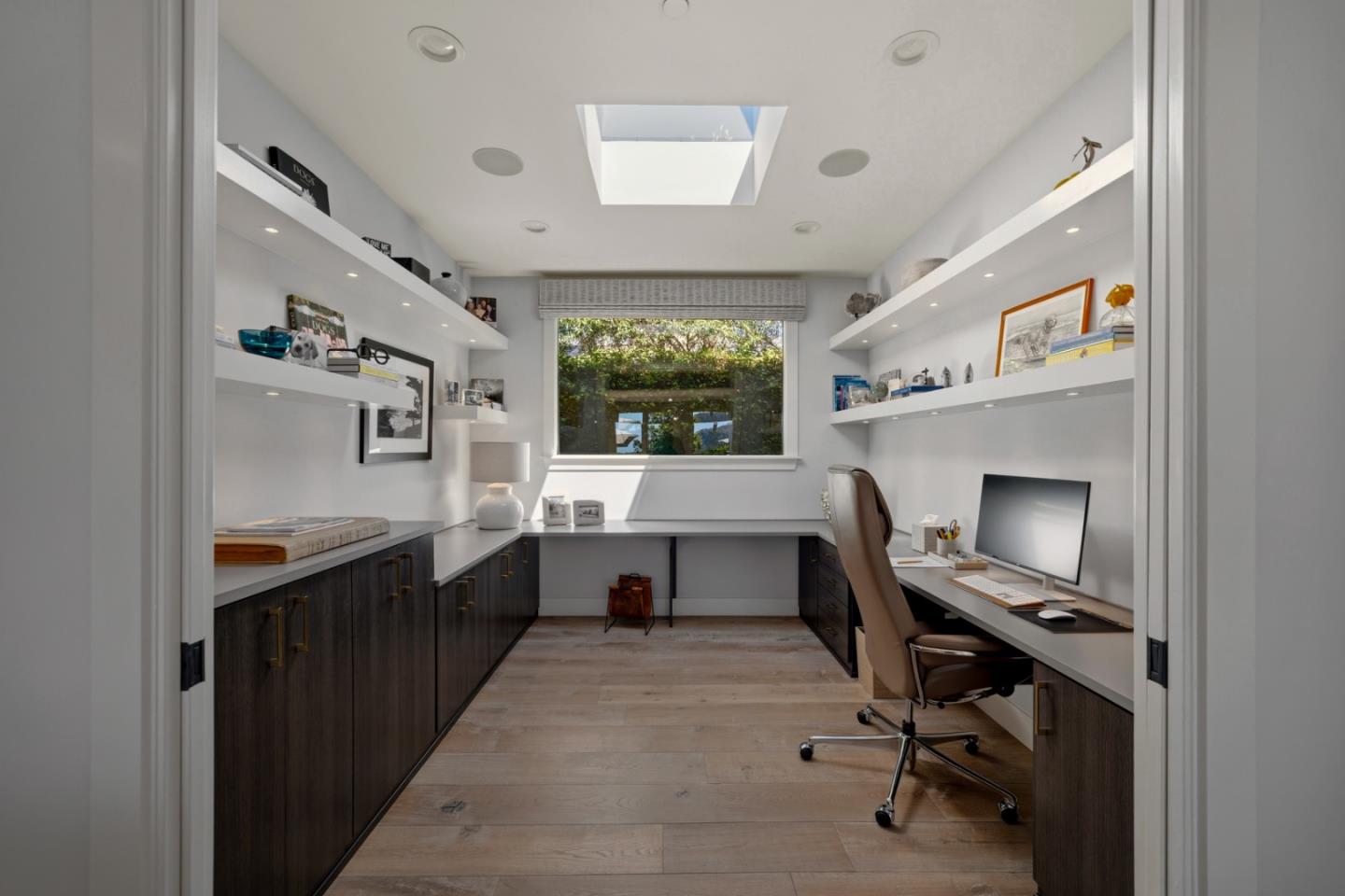 Detail Gallery Image 27 of 51 For 26126 Ladera Dr, Carmel,  CA 93923 - 3 Beds | 3/1 Baths