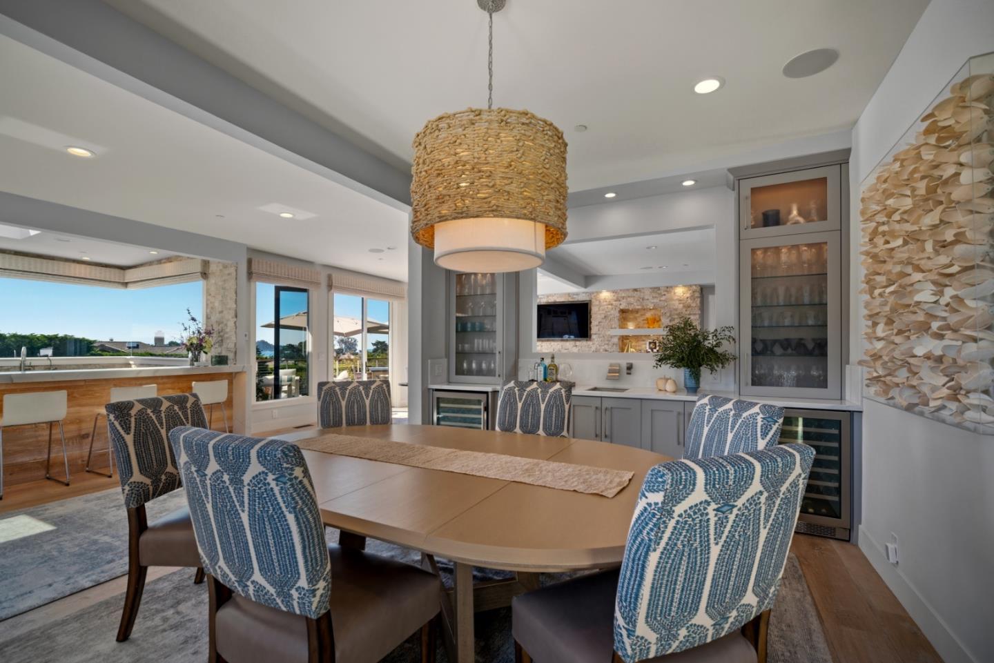 Detail Gallery Image 4 of 51 For 26126 Ladera Dr, Carmel,  CA 93923 - 3 Beds | 3/1 Baths