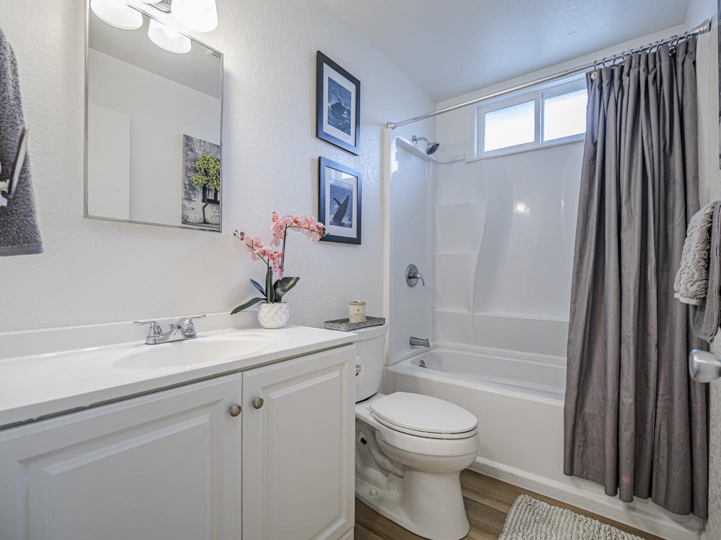 Detail Gallery Image 17 of 30 For 569 Cedar Dr, Watsonville,  CA 95076 - 2 Beds | 1 Baths