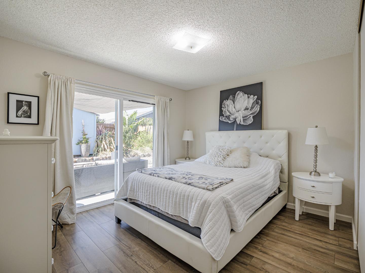 Detail Gallery Image 18 of 30 For 569 Cedar Dr, Watsonville,  CA 95076 - 2 Beds | 1 Baths