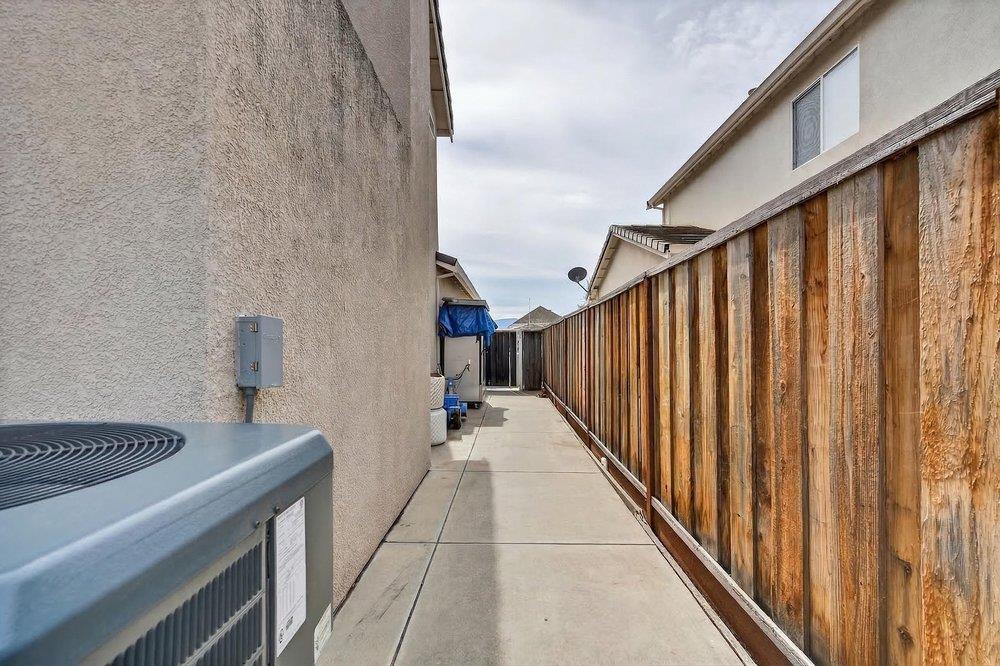 Detail Gallery Image 42 of 49 For 730 Calais Dr, Hollister,  CA 95023 - 4 Beds | 3 Baths