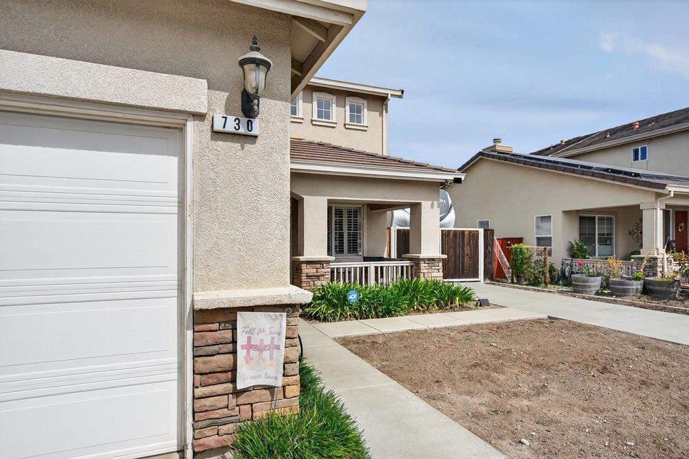 Detail Gallery Image 5 of 49 For 730 Calais Dr, Hollister,  CA 95023 - 4 Beds | 3 Baths
