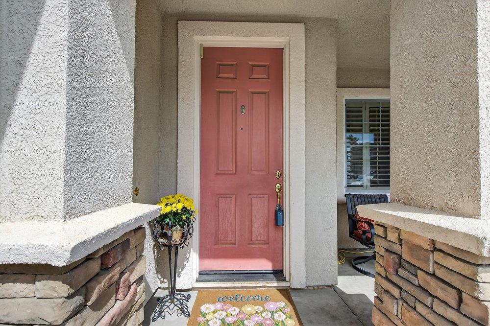 Detail Gallery Image 8 of 49 For 730 Calais Dr, Hollister,  CA 95023 - 4 Beds | 3 Baths