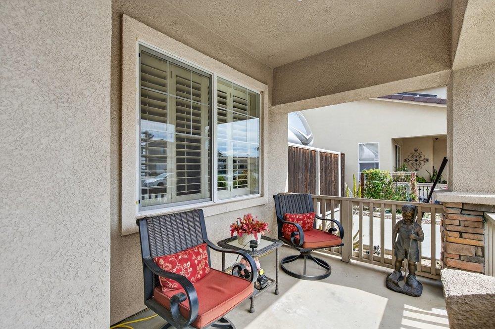 Detail Gallery Image 9 of 49 For 730 Calais Dr, Hollister,  CA 95023 - 4 Beds | 3 Baths