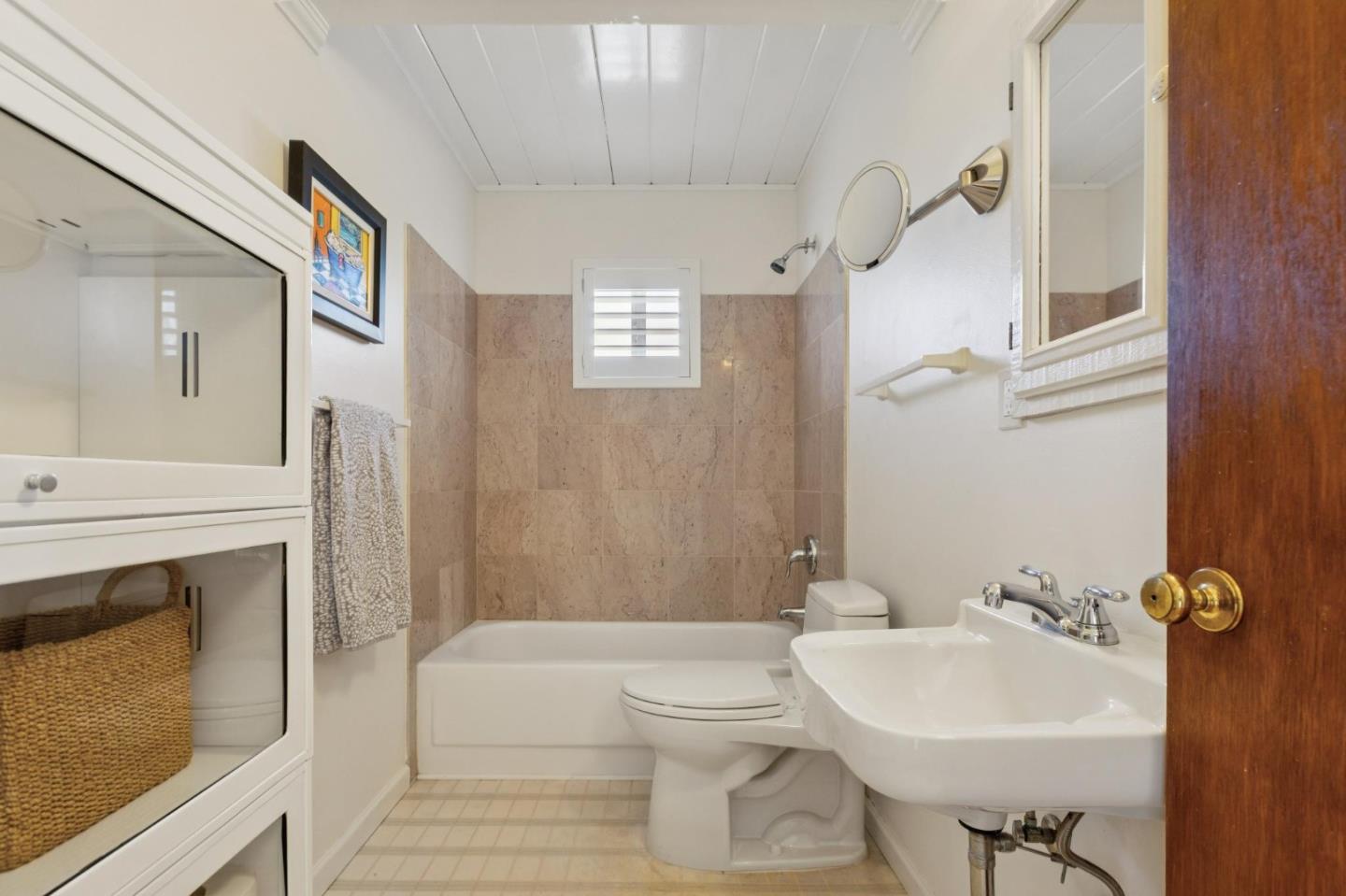 Detail Gallery Image 20 of 36 For 355 San Carlos Ave, El Granada,  CA 94018 - 3 Beds | 2 Baths