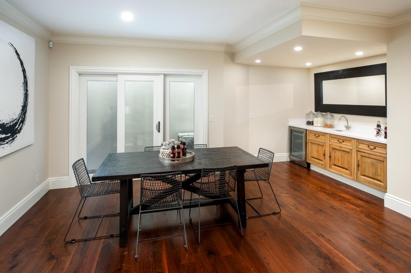 Detail Gallery Image 21 of 28 For 17 Almendral Ave, Atherton,  CA 94027 - 4 Beds | 4/1 Baths