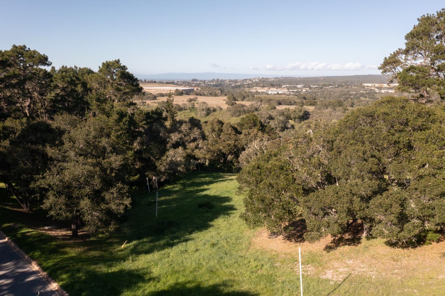 Detail Gallery Image 3 of 14 For 7570 Paseo Vis, Monterey,  CA 93940 - – Beds | – Baths