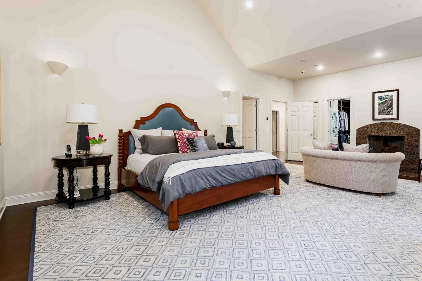 Detail Gallery Image 16 of 47 For 160 Phillip Rd, Woodside,  CA 94062 - 5 Beds | 5/1 Baths