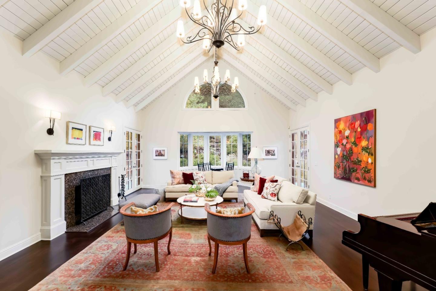 Detail Gallery Image 5 of 47 For 160 Phillip Rd, Woodside,  CA 94062 - 5 Beds | 5/1 Baths