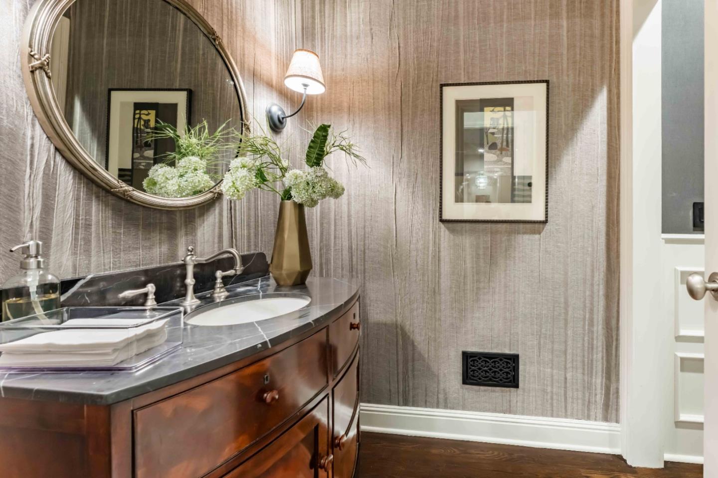 Detail Gallery Image 9 of 47 For 160 Phillip Rd, Woodside,  CA 94062 - 5 Beds | 5/1 Baths