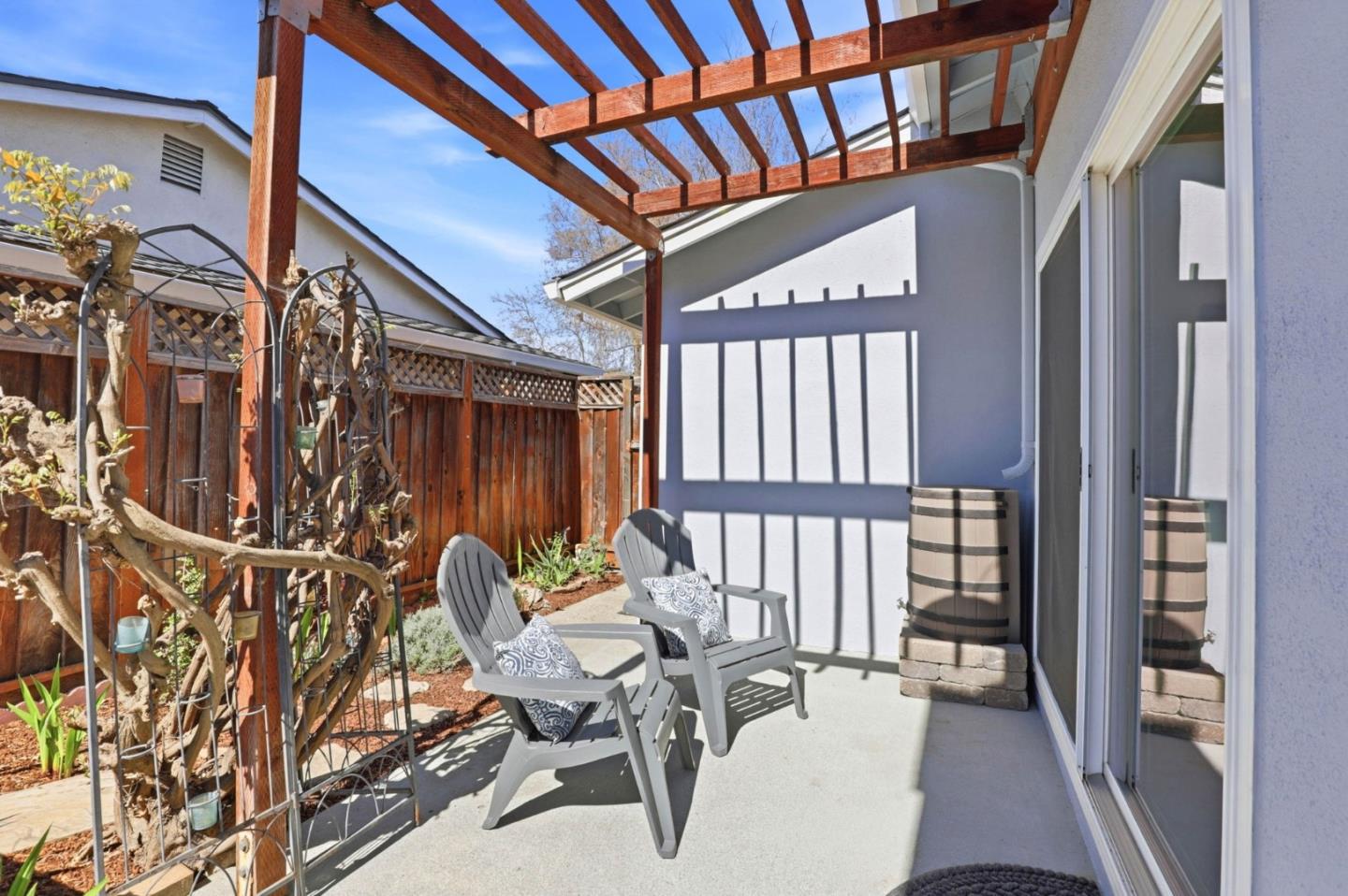 Detail Gallery Image 21 of 22 For 1392 Mantelli Dr, Gilroy,  CA 95020 - 4 Beds | 2 Baths