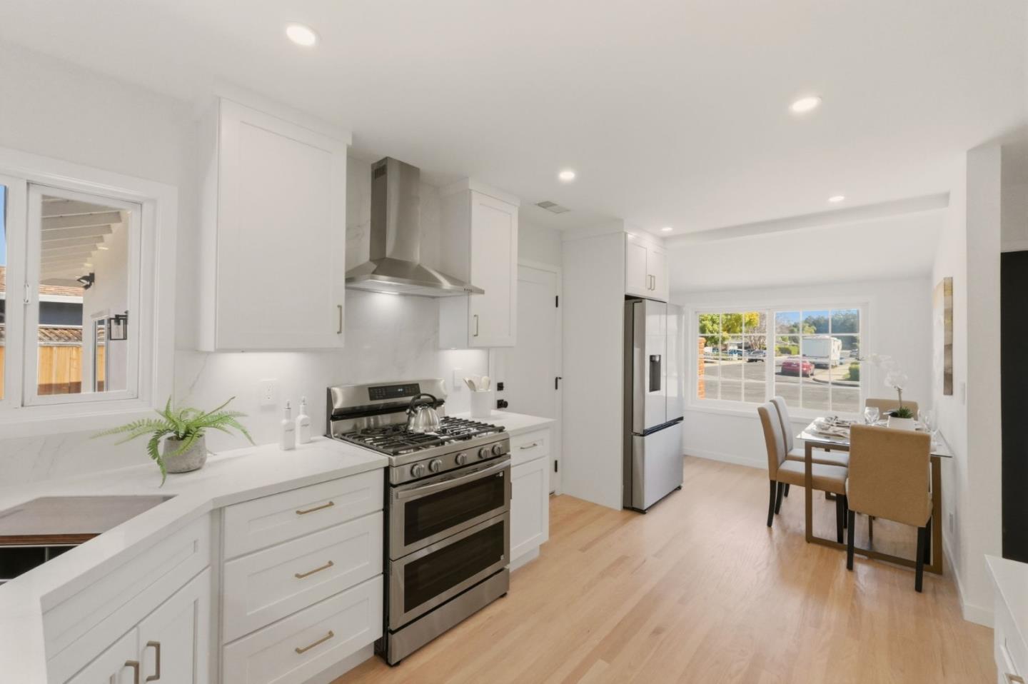 Detail Gallery Image 13 of 50 For 774 Ridge Rd, Santa Clara,  CA 95051 - 3 Beds | 2 Baths