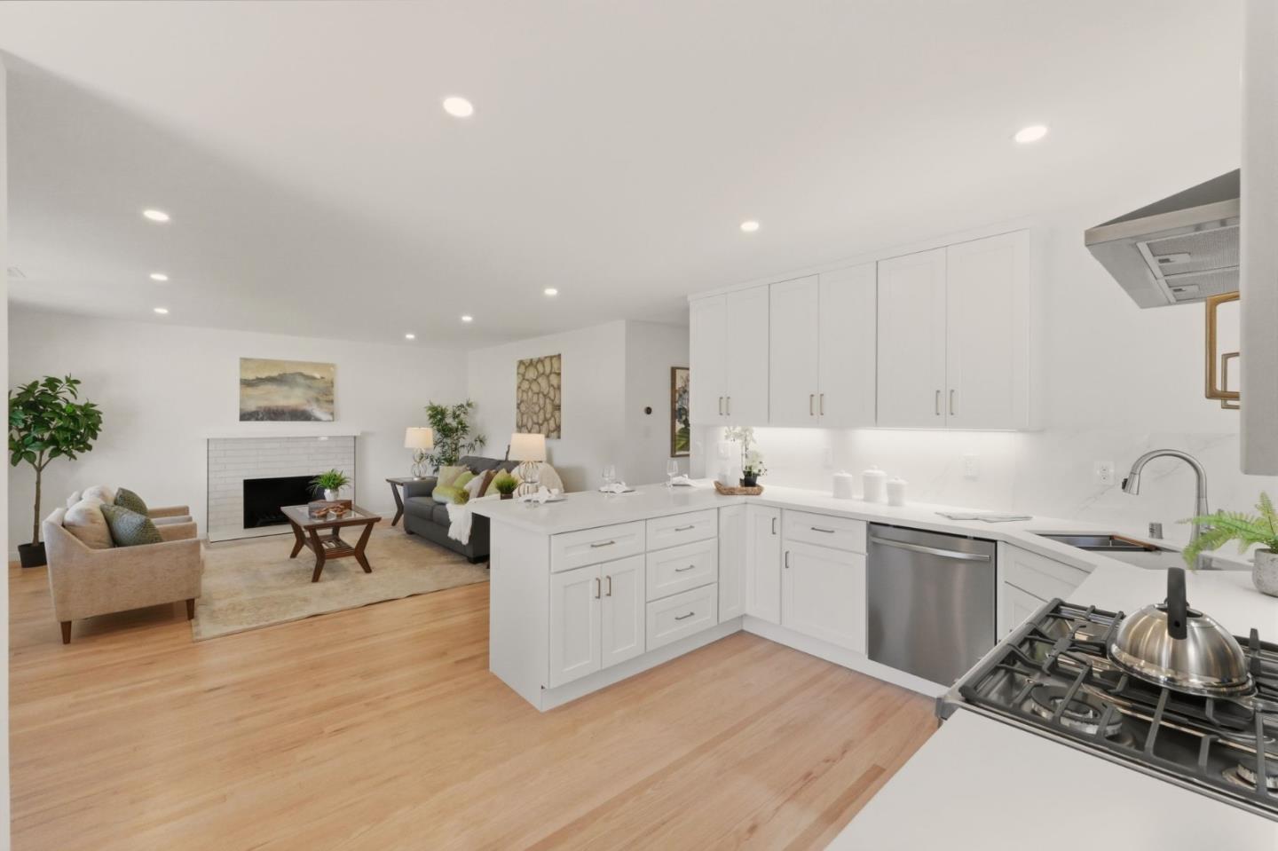 Detail Gallery Image 14 of 50 For 774 Ridge Rd, Santa Clara,  CA 95051 - 3 Beds | 2 Baths