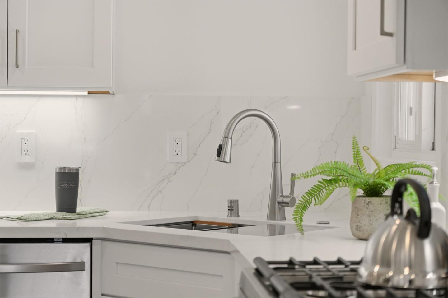 Detail Gallery Image 15 of 50 For 774 Ridge Rd, Santa Clara,  CA 95051 - 3 Beds | 2 Baths