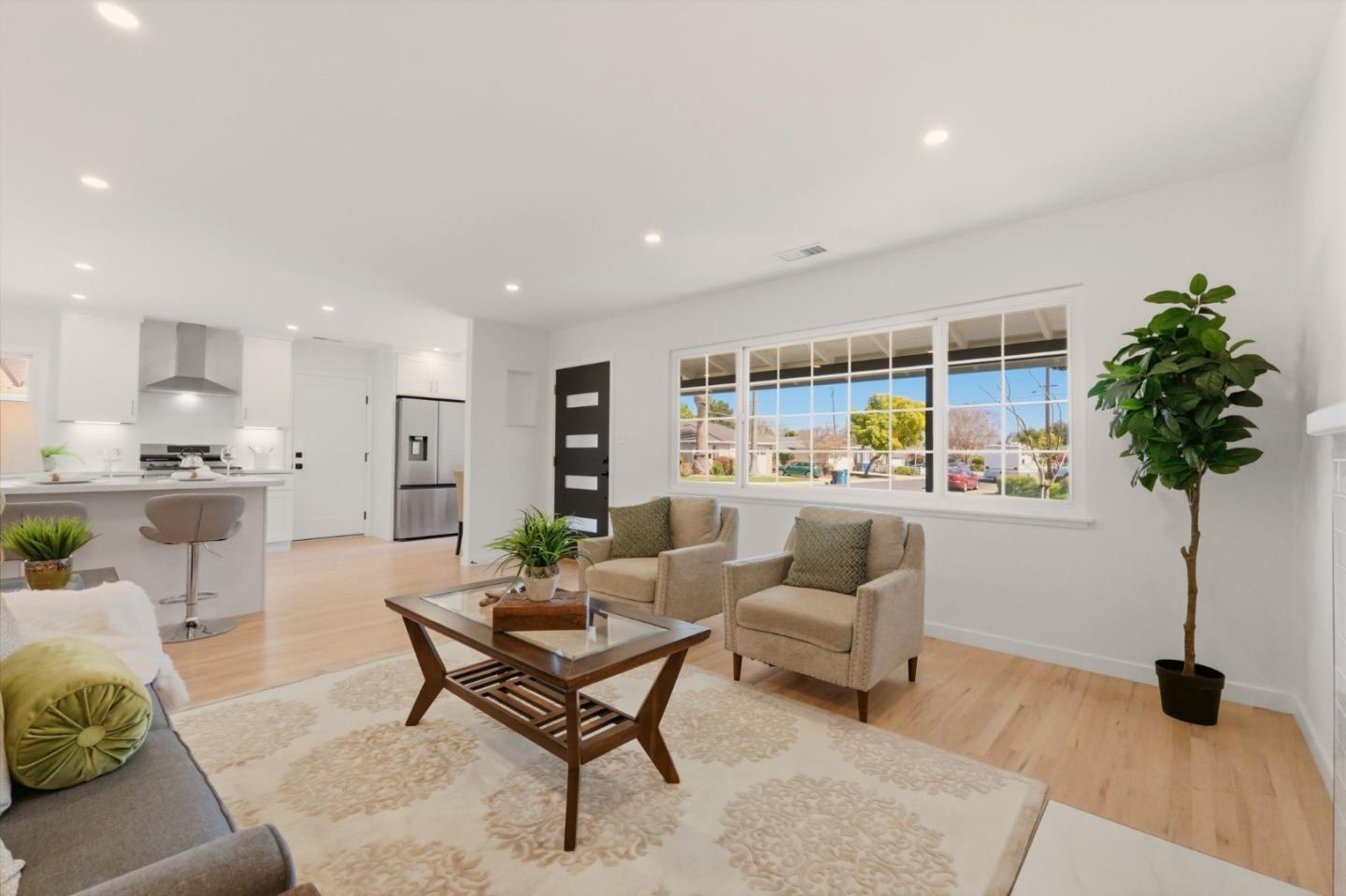 Detail Gallery Image 5 of 50 For 774 Ridge Rd, Santa Clara,  CA 95051 - 3 Beds | 2 Baths