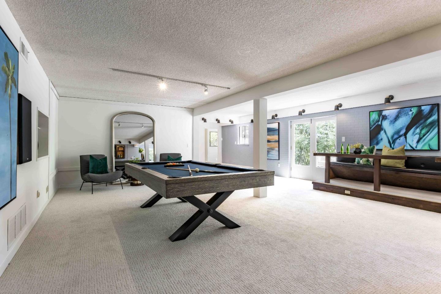 Detail Gallery Image 30 of 37 For 927 Continental Dr, Menlo Park,  CA 94025 - 4 Beds | 4/1 Baths