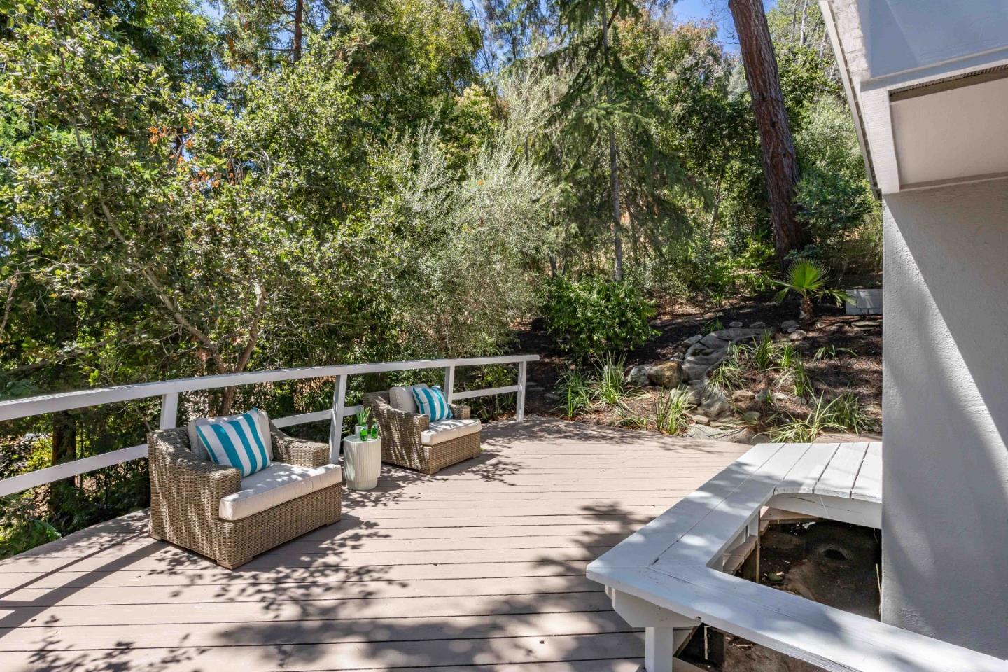 Detail Gallery Image 34 of 37 For 927 Continental Dr, Menlo Park,  CA 94025 - 4 Beds | 4/1 Baths