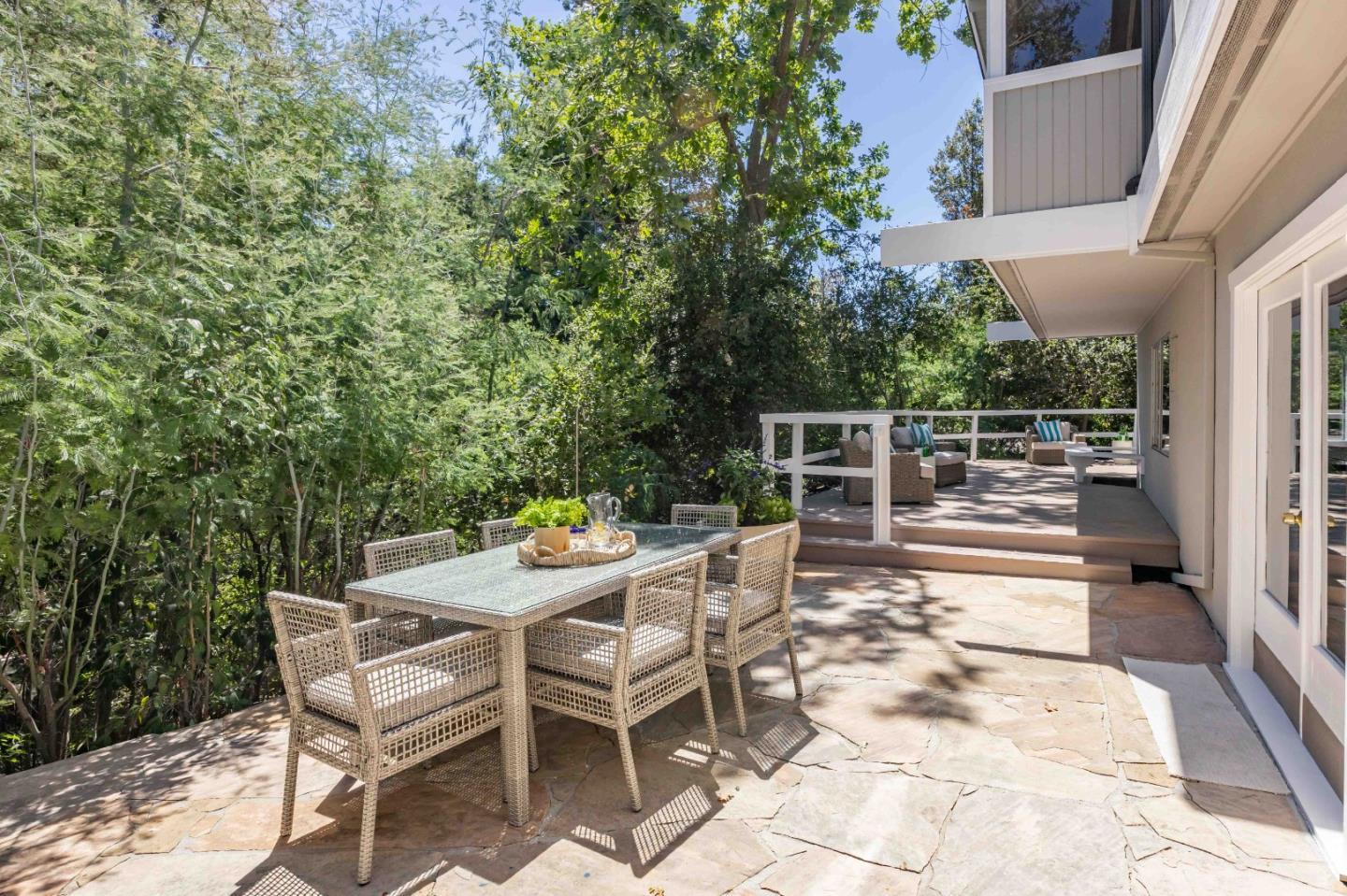 Detail Gallery Image 35 of 37 For 927 Continental Dr, Menlo Park,  CA 94025 - 4 Beds | 4/1 Baths