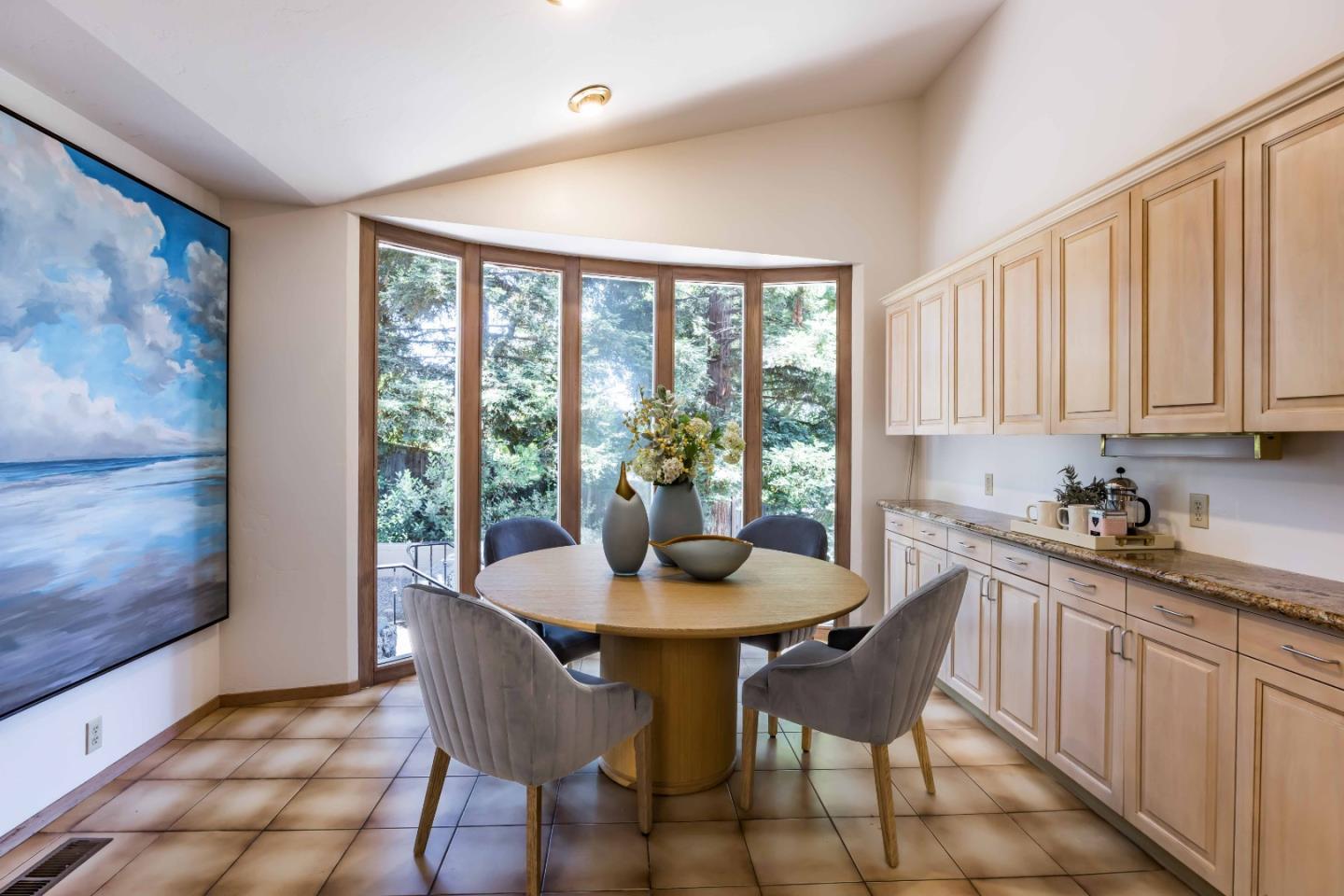 Detail Gallery Image 6 of 37 For 927 Continental Dr, Menlo Park,  CA 94025 - 4 Beds | 4/1 Baths